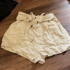 Cream high  waisted hm shorts